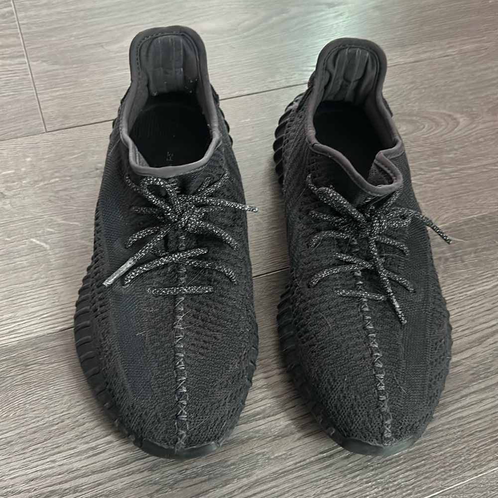 Yeezy Boost Triple Black